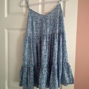 Flowy blue flowery dress